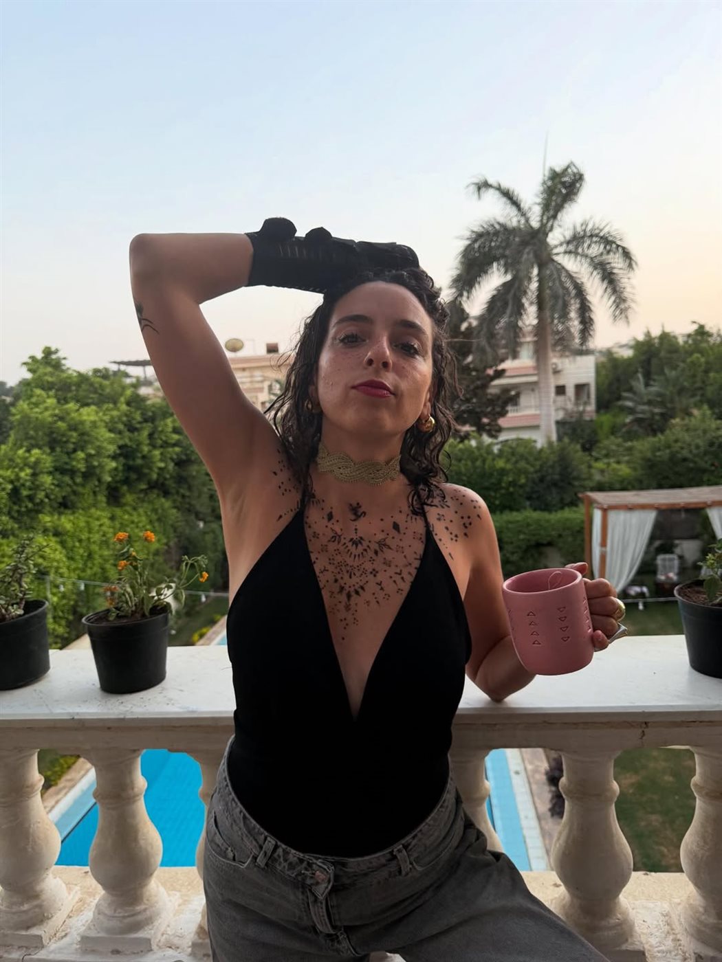 الفنانة سارة عبد الرحمن