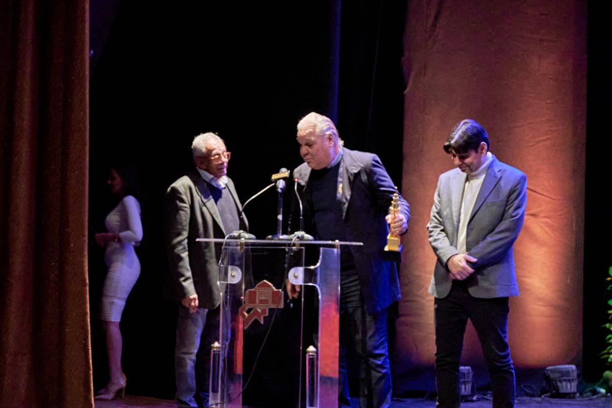 حضور حفل الافتتاح