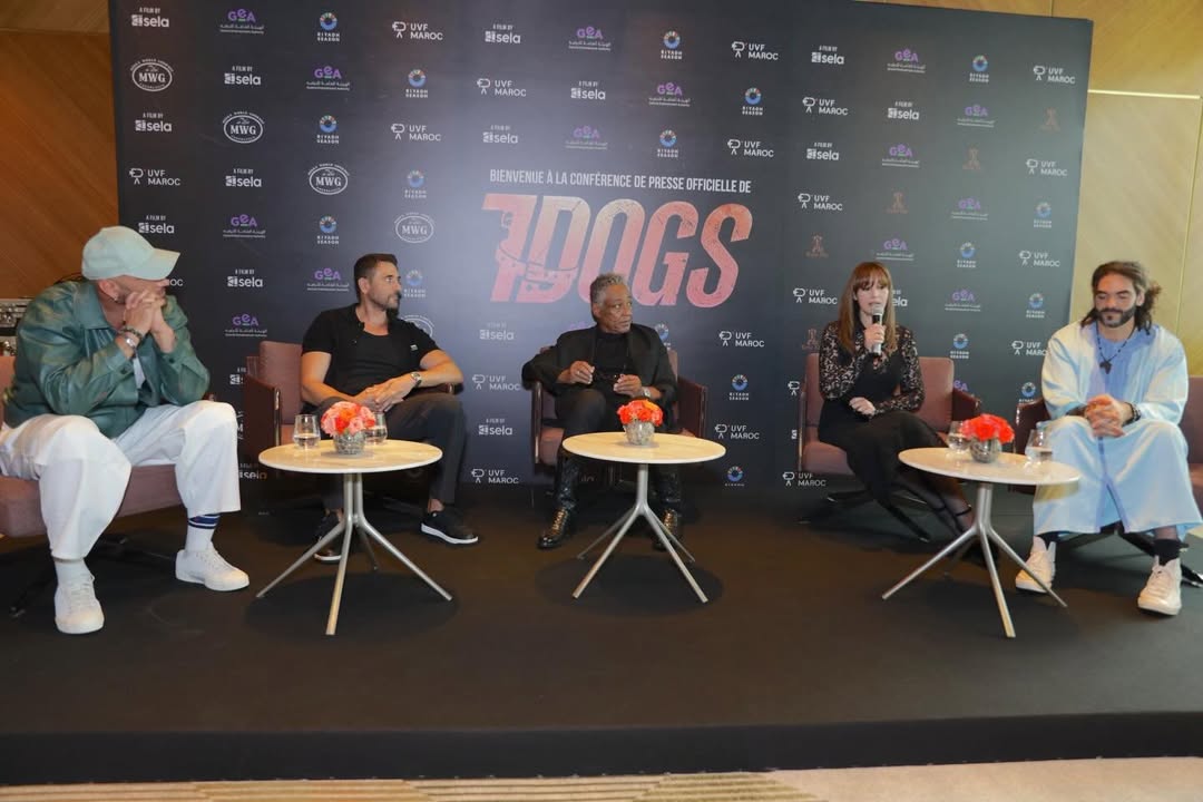 صور من لقاءات #7dogs في المغرب 🇲🇦مونيكا بيلوتشي، أحمد عز، جيانكارلو إسبوزيتو، والمخرجان عادل ا (5)