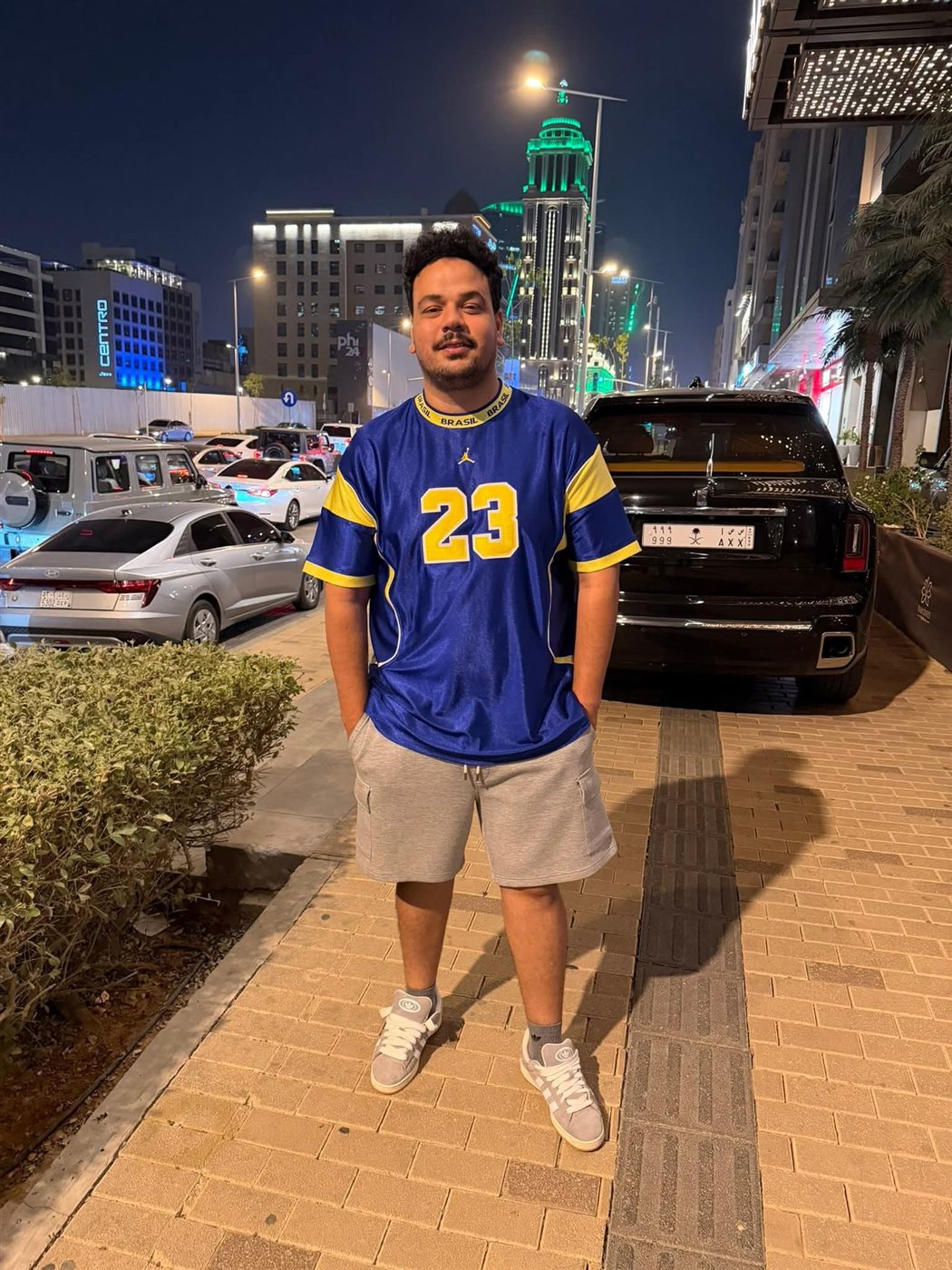 مصطفى غريب