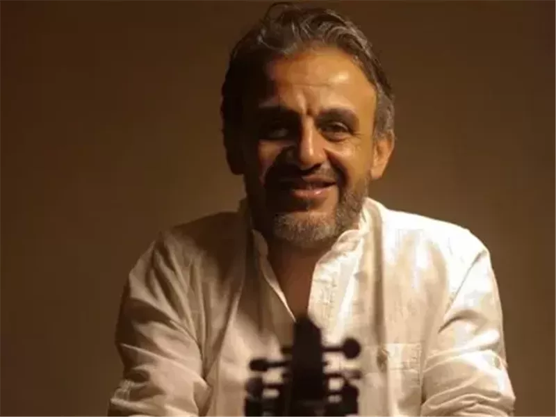 شادي مؤنس