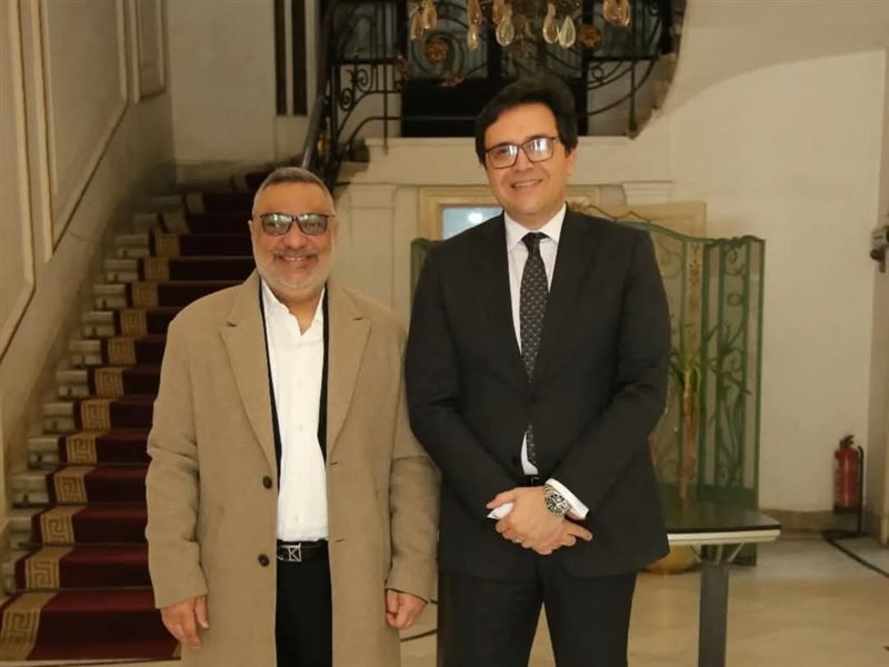 وزير الثقافة وعبد