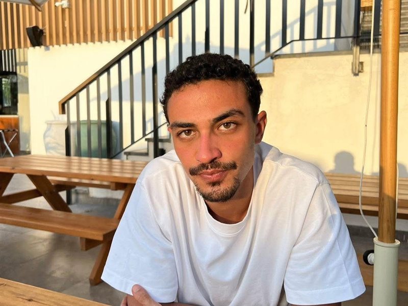 الفنان احمد غزي