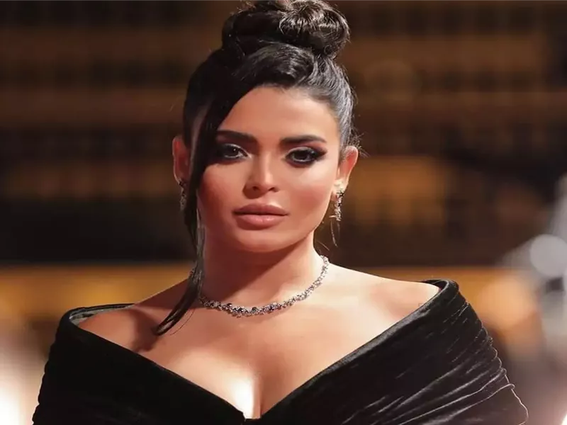أسماء جلال