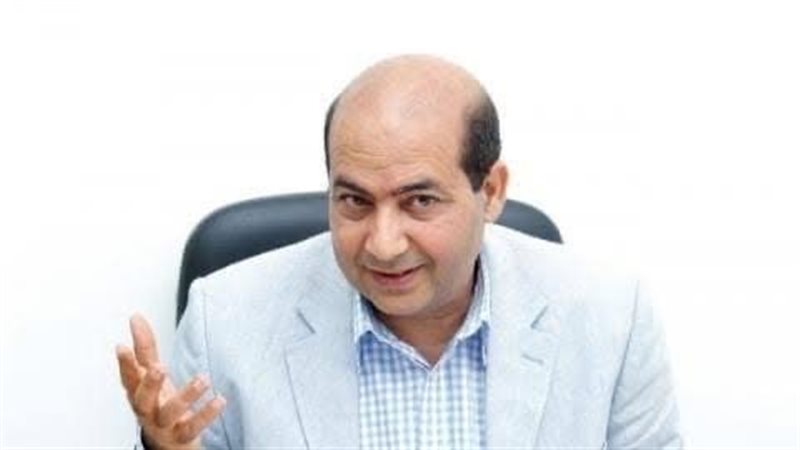 الناقد الفني طارق
