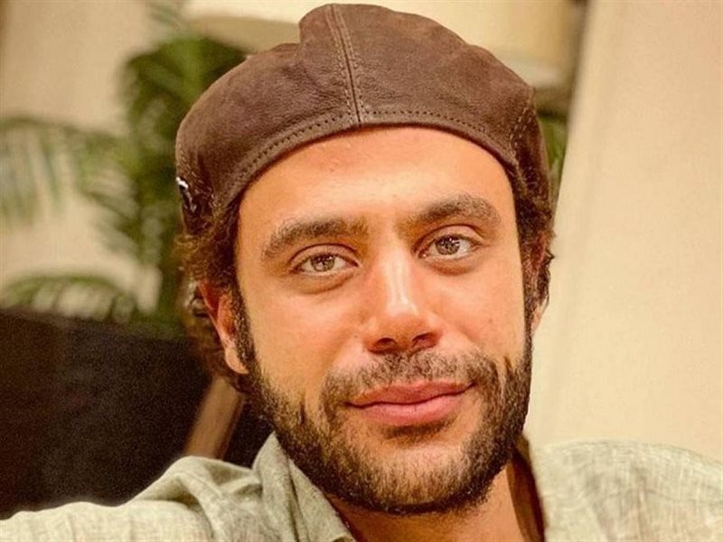 محمد عادل إمام