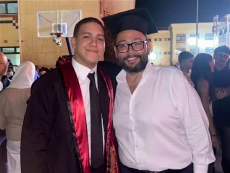 أحمد رزق وابنه