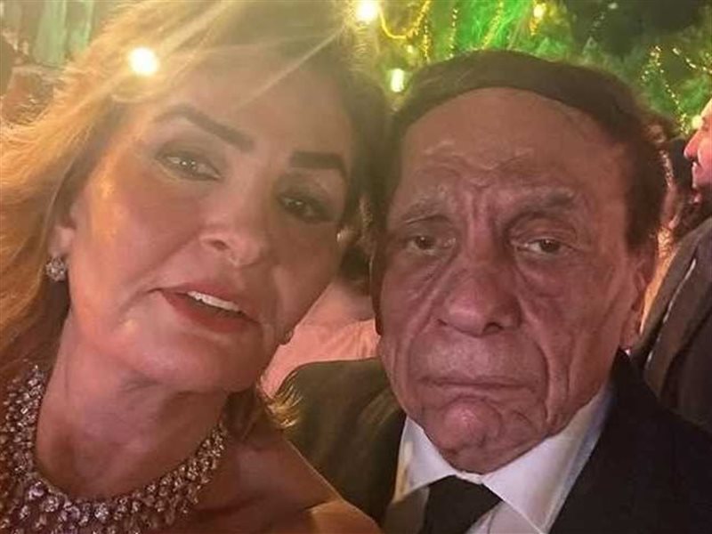 صورة الزعيم مع يسرا