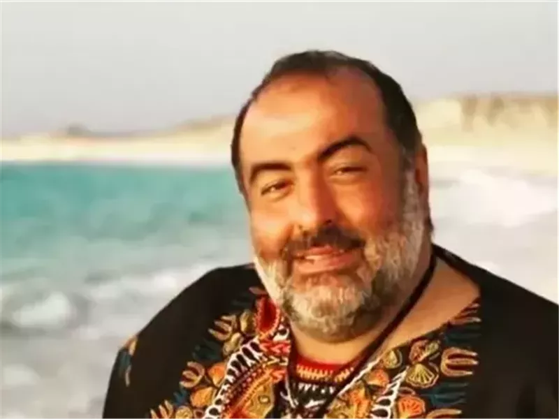 سامح عبد العزيز