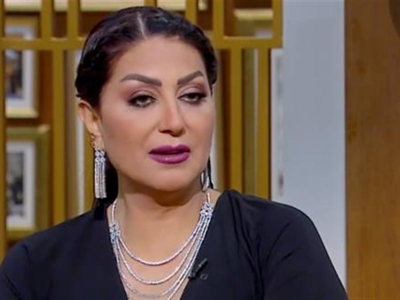 وفاء عامر