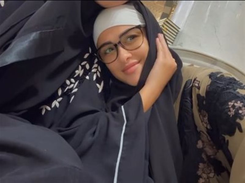 ياسمين عبد العزيز