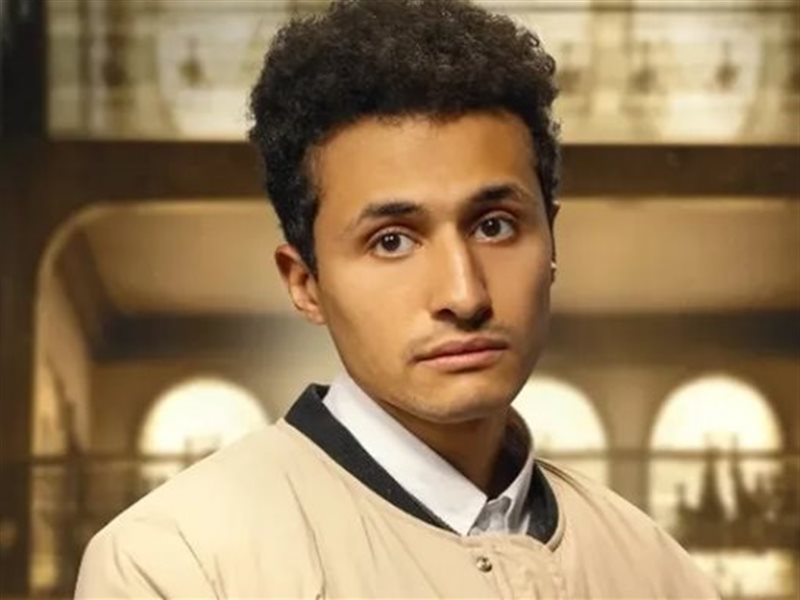 مصطفى عماد