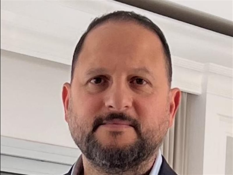 عماد زيادة