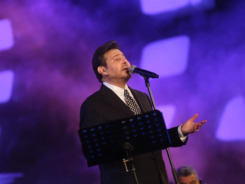 هاني شاكر يطرب الجمهور بمهرجان الموسيقى العربية 