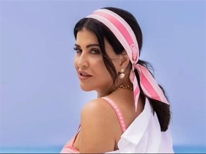 رسالة خاصة من جومانا مراد لـيسرا بسبب معرضها  في الجونة 