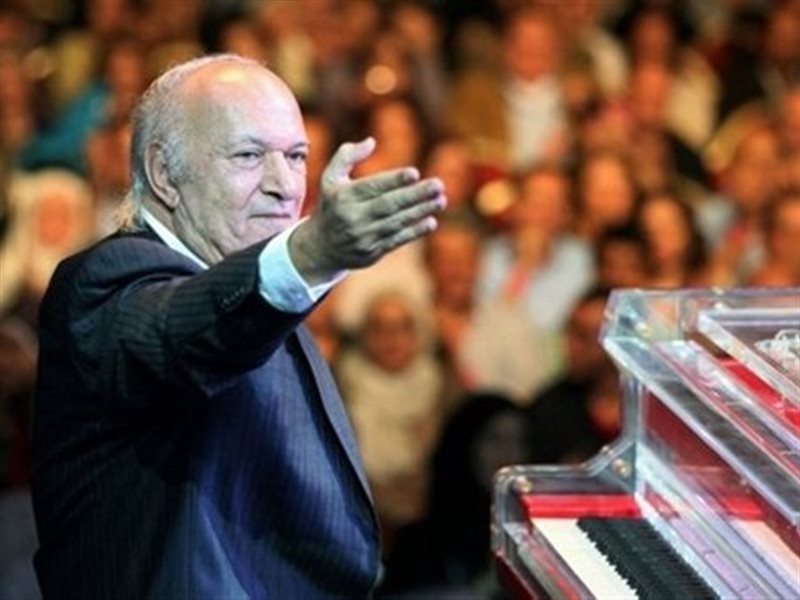 عمر خيرت يحيي حفل 