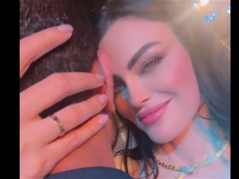 دارين حداد تعلن زواجها بطريقة غريبة 