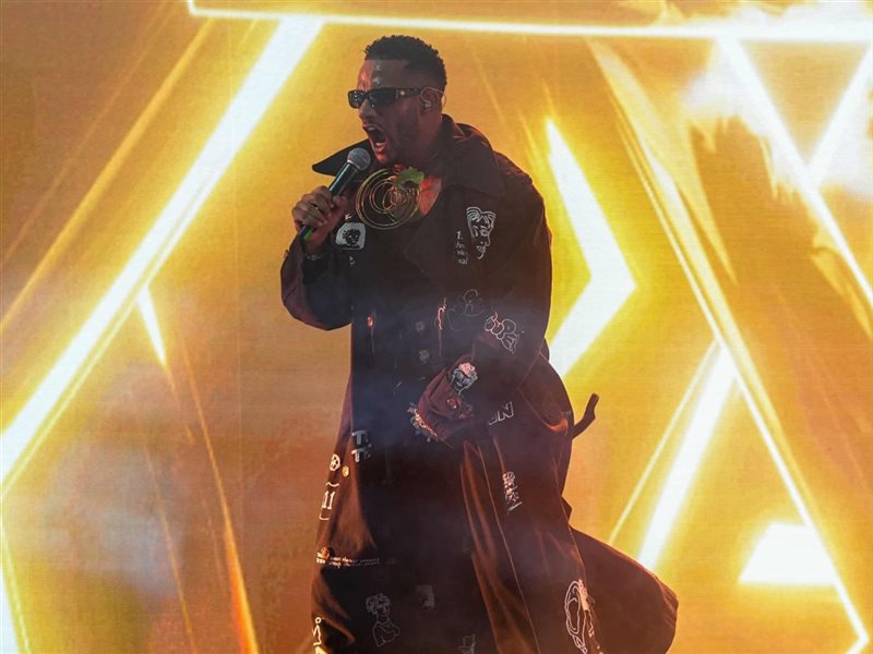 محمد رمضان يشعل القرية العالمية في دبي بحفل أسطوري .. صور