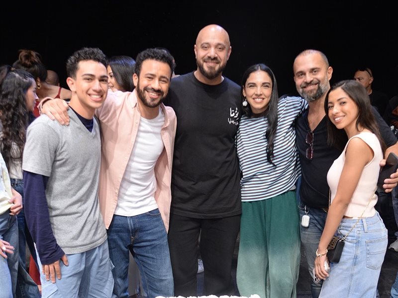 فريق عمل فيلم 