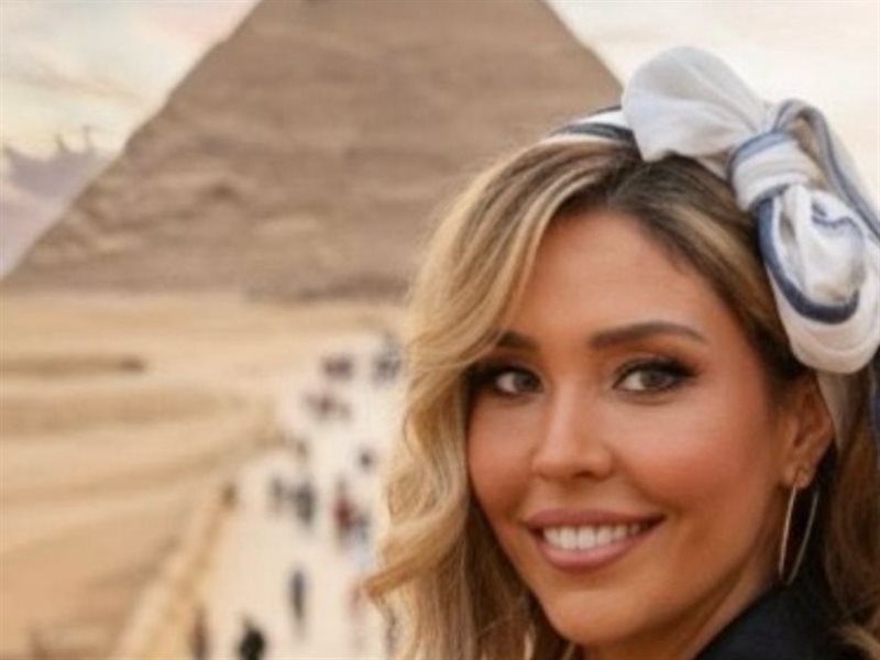 بتوقيع محمد قماح.. لاروسي تنتهي تصوير كليب 