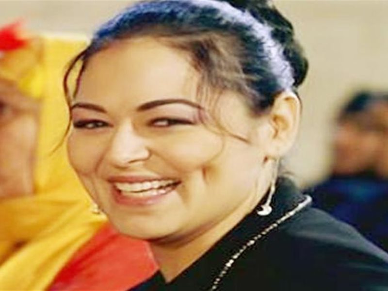 وفاة نيفين مندور