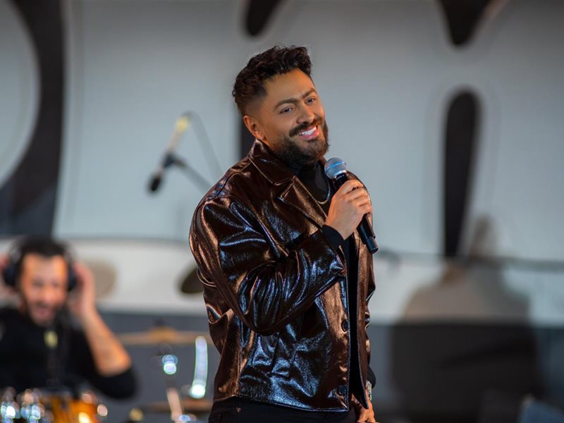 تامر حسني خلال الحفل