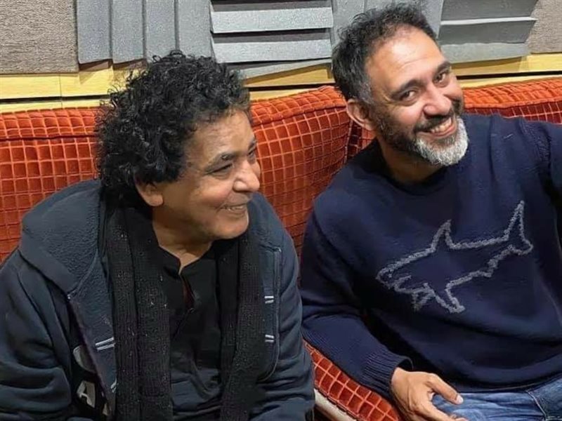 محمد منير وعمرو مصطفى