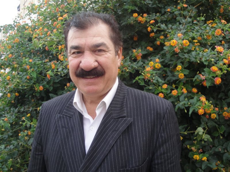 الفنان السوري أحمد