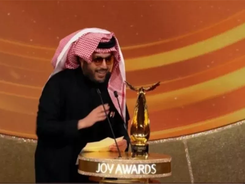 تركي آل الشيخ يشوق الجمهور لحفل joy awards.. والرياض تستقبل المشاهير