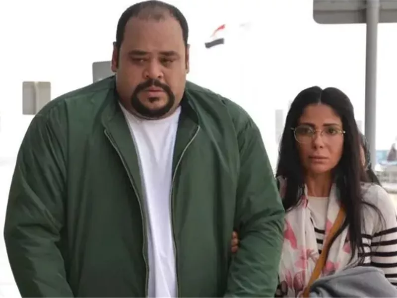 محمد ممدوح: منى أستاذة كبيرة واتعلمت منها كتير 