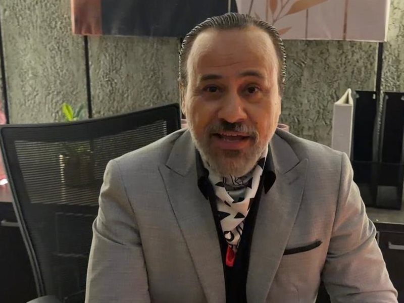 إيهاب فهمي يشعل صراع المال والسلطة في 