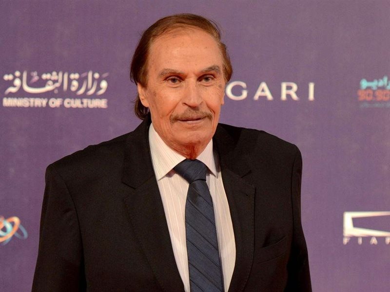 الفنان عزت العلايلي 