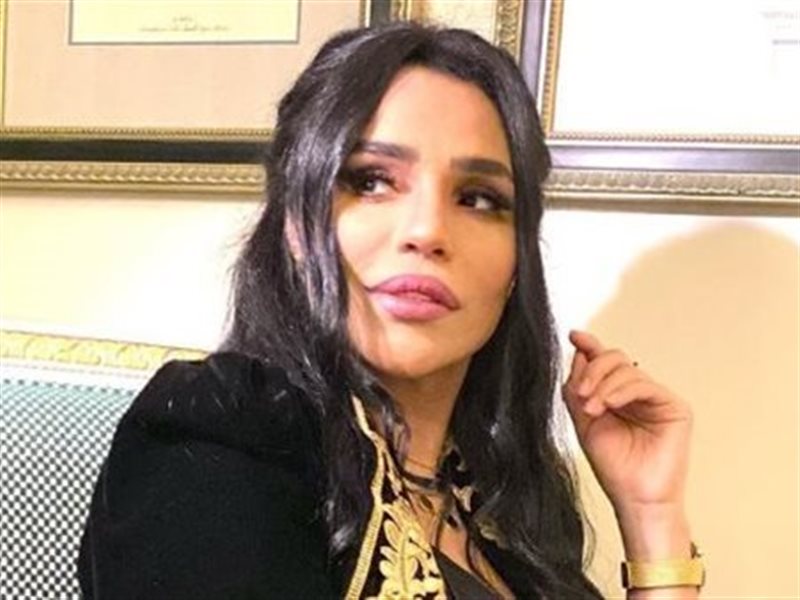 المطربة أمينة