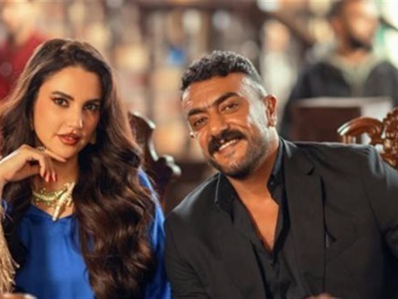 أحمد العوضي ودرة 