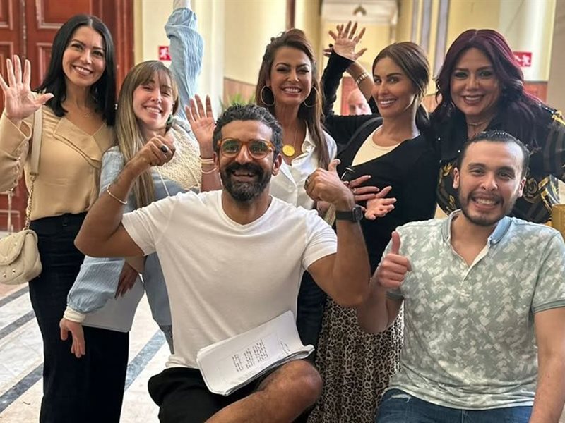 فريق عمل روج أسود 