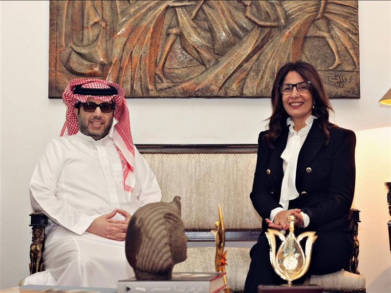 وزيرة الثقافة تبحث مع تركي آل الشيخ تعزيز التعاون الثقافي والفني بين مصر والسعودية