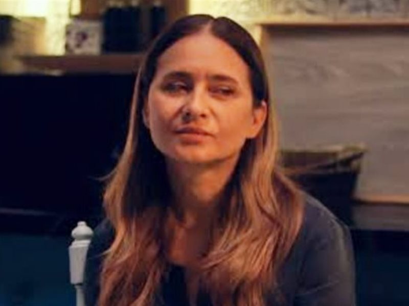 مشهد مسلسل على قد الحب