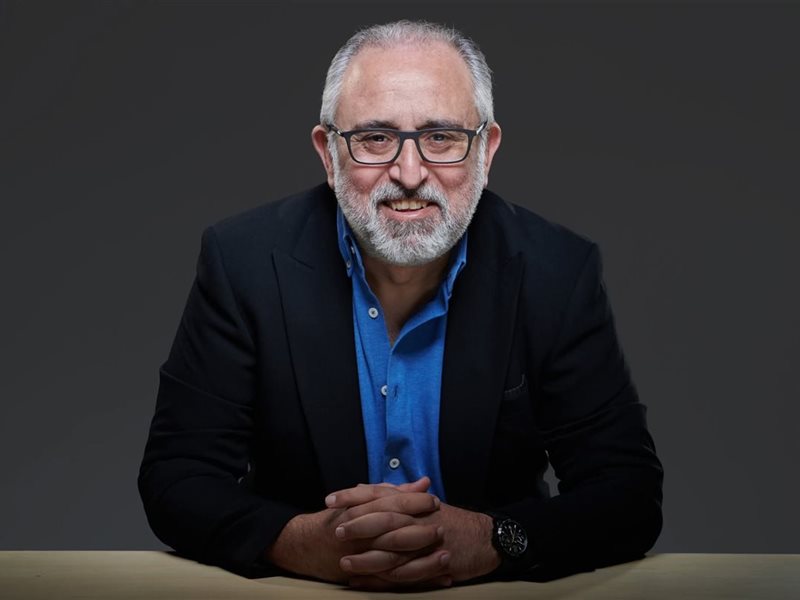 الموسيقار تامر كروان