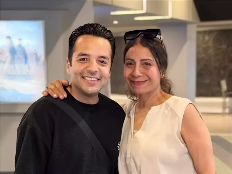 عفاف مصطفى وطفل فيلم تيتو