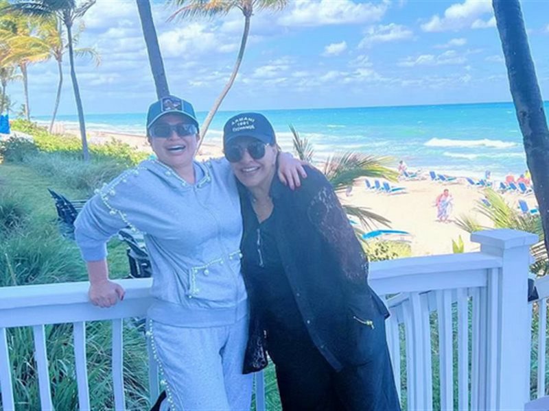 إلهام شاهين وهالة صدقي 