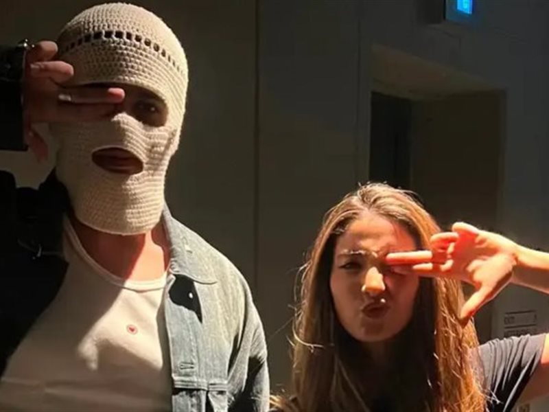 لي لي أحمد حلمي وتووليت