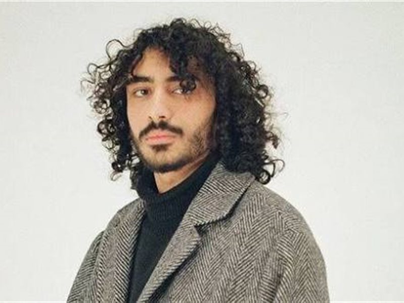 مطرب الراب أحمد سانتا يتلقى عزاء والده اليوم بمسجد الشرطة في صلاح سالم