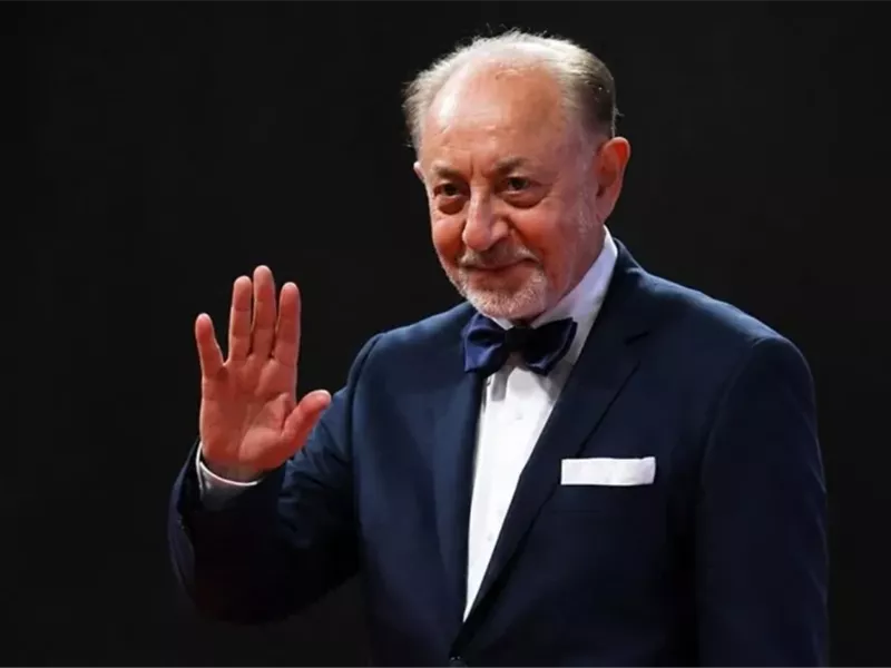 عبدالعزيز مخيون