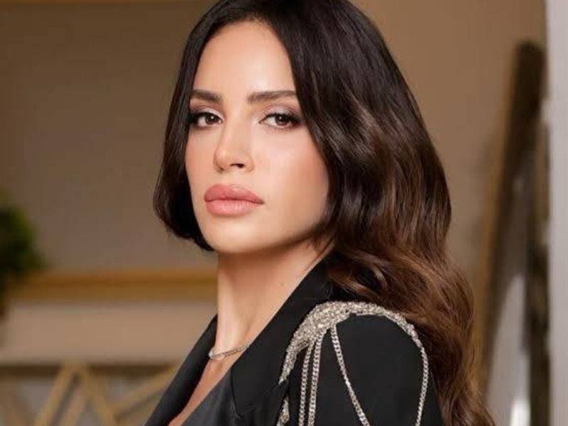آمال ماهر
