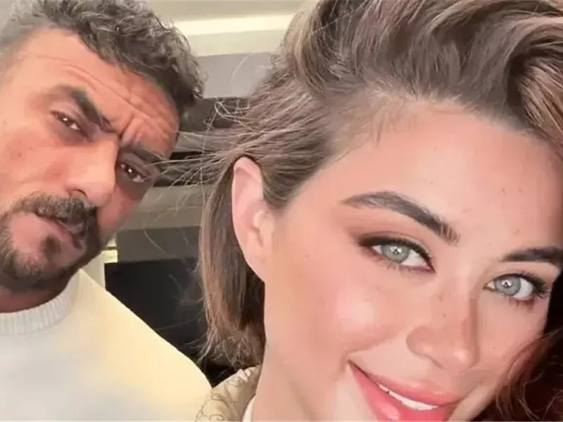 أحمد العوضي ويارا السكري