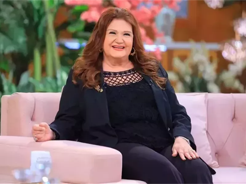 الفنانة ميمي جمال