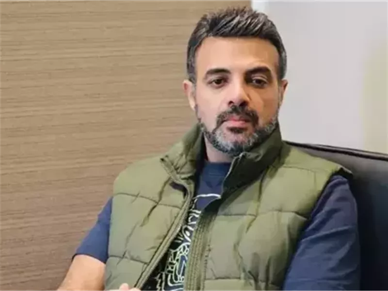 عمرو محمود ياسين