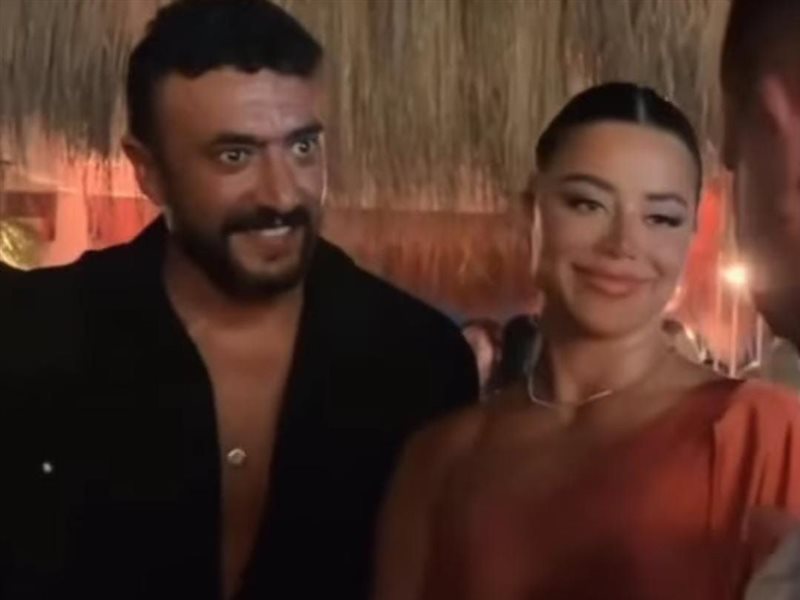 أحدث ظهور لأحمد العوضي ويارا السكري في إحدى حفلات الساحل الشمالي
