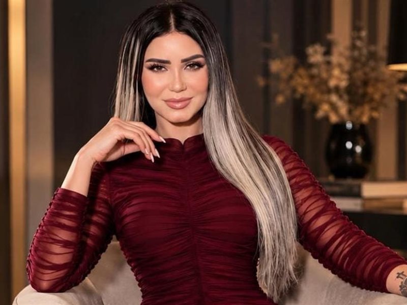 ايناس عز الدين